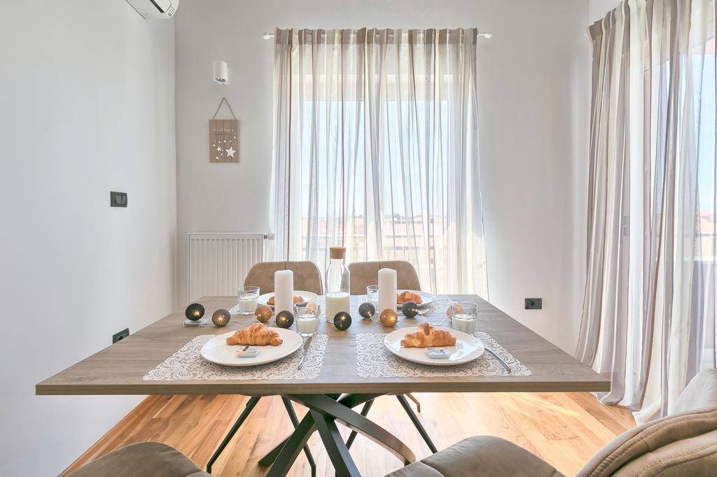 Adriatic Apartments Fazana Bagian luar foto