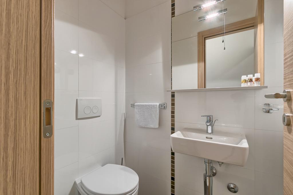 Adriatic Apartments Fazana Bagian luar foto